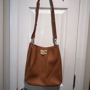 Lulu’s Messenger Bag